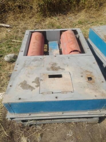 Вибростенд. Рабочий. Торг уместен