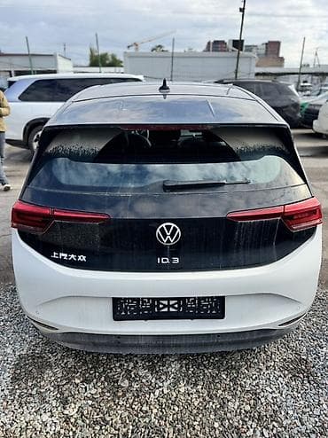 хайландер 2025: Volkswagen ID.3: 2025 г., Электромобиль, Хэтчбэк — 4