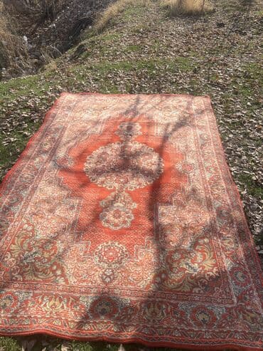 надувной диван кровать: Ковер — 9