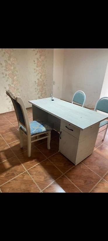 стол ученический детский: Комплект офисной мебели, Стул, ДСП, цвет - Серый — 1