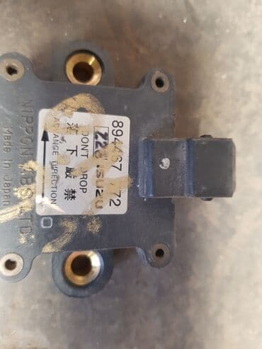 Isuzu Trooper 2002, датчик ускорения. Исузу трупер 2002. Датчик at lalafo.kg Isuzu Trooper 2002, датчик ускорения. Исузу трупер 2002. Датчик