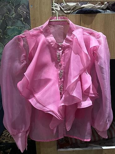 1)рубашка розового цвета с майкой пуговки рабочие рукава фонарик — 1