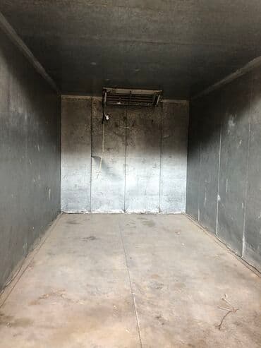 двуспальная кровать с подъемным механизмом: Термо Будка Внутри Длинна - 2.96 Высота - 165 Ширина - 1.83 — 2