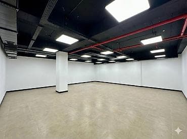 Сдаётся в аренду помещение на нулевом этаже (подвальный уровень) со