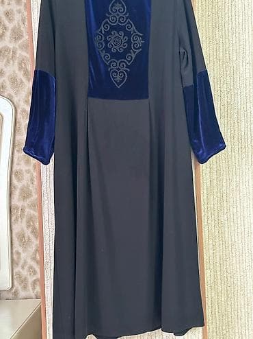 Платье новое “BAIRA”,размер 50-52.длина платья 1,10м.Цвет черный,ткань