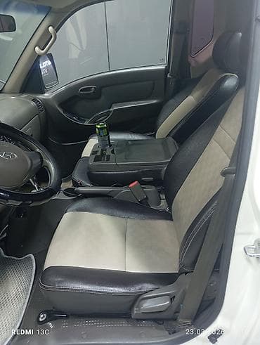авто для такси: Легкий грузовик, Hyundai, Стандарт, 1,5 т, Б/у — 5