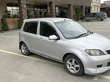 колпаки мазда: Mazda Demio: 2005 г., 1.3 л, Автомат, Бензин, Хэтчбэк — 1