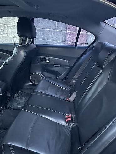 114: Chevrolet Cruze: 2010 г., 1.8 л, Автомат, Бензин, Седан — 4