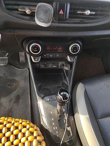 чихол на авто: Kia Morning: 2017 г., 1 л, Автомат, Газ, Хэтчбэк — 8