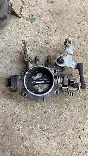 bmw r17: Автозапчасти для бензинного двигателя (разбор) В наличии комплект — 5