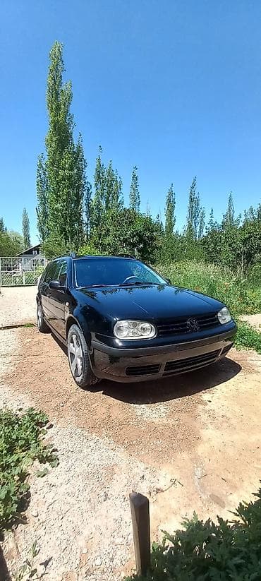 авто в такси: Volkswagen Golf Variant: 2000 г., 1.6 л, Механика, Бензин, Универсал — 9