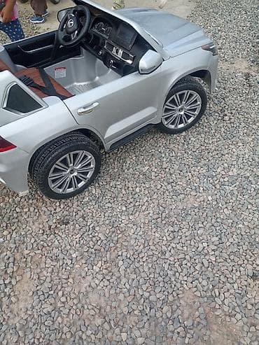 Lexus: Балдар электрокары, Колдонулган — 3