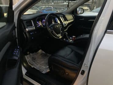 key: Toyota Highlander: 2019 г., 3.5 л, Автомат, Бензин, Кроссовер — 5