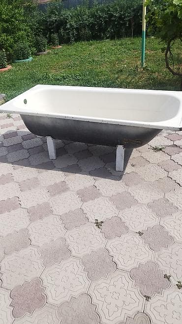 Продам ванну, прочная Советская чугунная