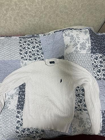 Атайын кийим: Набор женской одежды (4 предмета) 1) Вязаный свитер молочного цвета с — 1