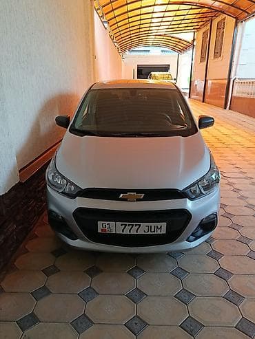 хунчи авто: Chevrolet Spark: 2017 г., 1 л, Автомат, Бензин, Хэтчбэк — 1