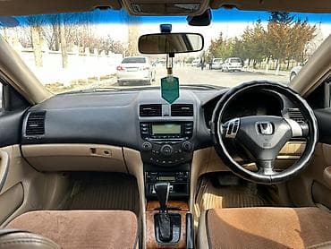 Honda: Honda Accord: 2004 г., 2 л, Автомат, Бензин, Седан — 6