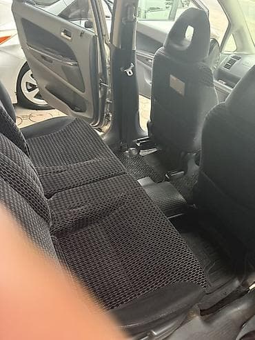 тойота приус с: Honda Stream: 2001 г., 2 л, Автомат, Бензин, Минивэн — 3