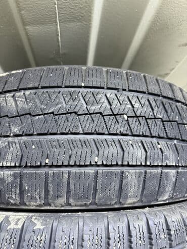 инструменты для дерева: Шины 225 / 40 / R 18, Зима, Б/у, 1 шт, Легковые, Япония, Bridgestone — 1