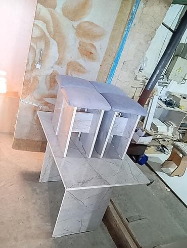 кухонный стол комплект: Столик для завтрака, Б/у, цвет - Серый — 3