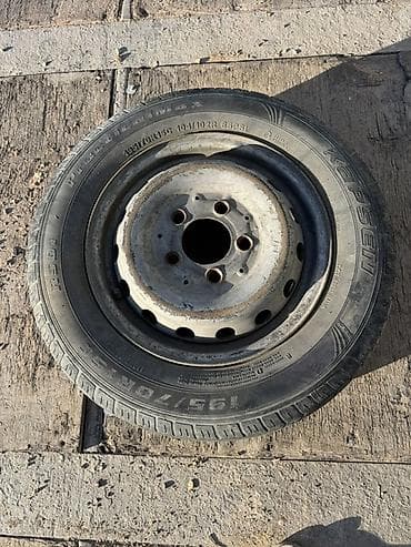 Колеса в сборе 195 / 70 / R 15, Всесезонная, Б/у, 1 шт, Легкий коммерческий транспорт (C/LT), Железные, отверстий - 5