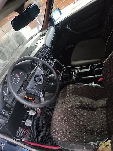 занижение авто: BMW 5 series: 1991 г., Седан — 6