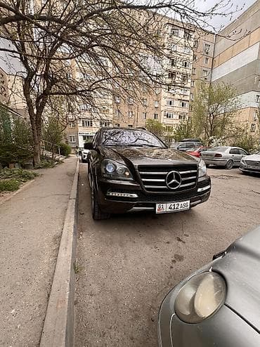 глушитель насадки: Mercedes-Benz GL-Class: 2011 г., 5.5 л, Автомат, Бензин, Внедорожник — 7