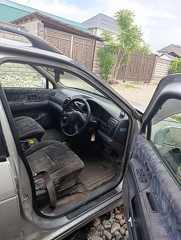 elgrand e51: Nissan R Nessa: 1998 г., 2 л, Автомат, Бензин, Универсал — 5