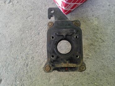 гитара голф 3: Фланец моновпрыска Golf 3 (одевается на коллектор, сверху крепился сам — 5