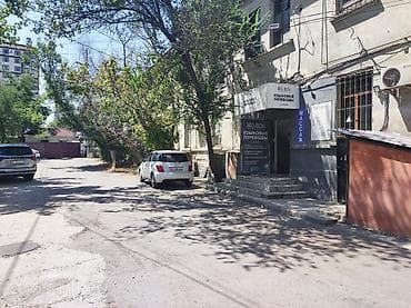 без депозита: Советская Кулатова 1-линия 2-этаж 3 комната + сан узел 55 кв Өзүнчө — 8