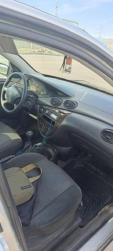 двери фит: Ford Focus: 1999 г., 1.6 л, Механика, Бензин, Седан — 2
