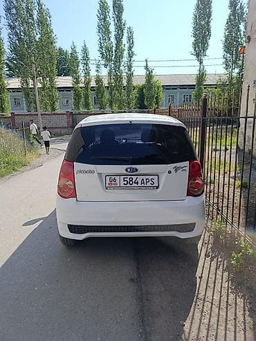 w210 210: Kia Picanto: 2010 г., 1 л, Механика, Бензин, Хэтчбэк — 2