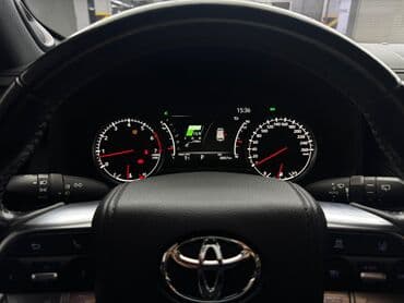 крузак 470: Toyota Land Cruiser: 2022 г., 3.5 л, Автомат, Бензин, Внедорожник — 9