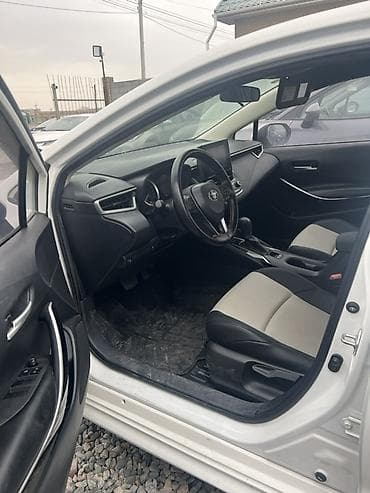 corolla: Toyota Corolla: 2021 г., 1.8 л, Вариатор, Гибрид, Седан — 4