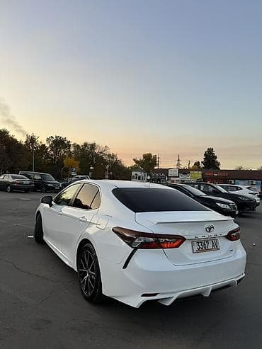 Toyota: Toyota Camry: 2021 г., 2.5 л, Автомат, Бензин, Седан — 1