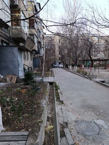 комерческое недвижимост в бишкеке продажа: Продается Коммерческое помещение!!!! в Золотом квадрате 111м2 ( — 17