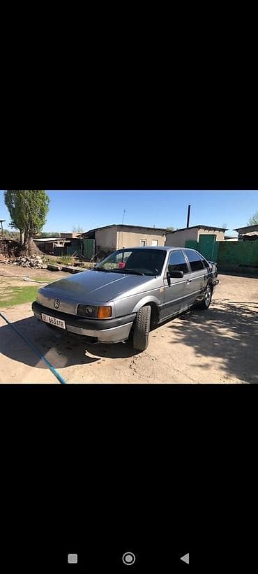 Volkswagen Passat: 1990 г., Механика, Бензин, Седан
