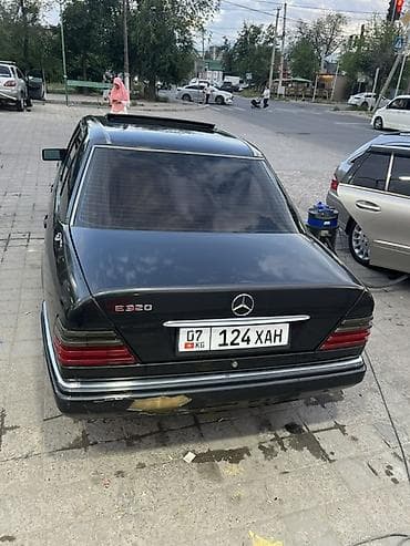 mers 211: Mercedes-Benz E-Class: 1994 г., 2 л, Автомат, Бензин, Седан — 9