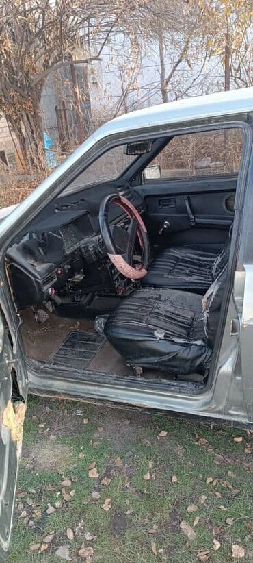 панель ваз 2109: ВАЗ (ЛАДА) 2109: 1987 г., Механика, Хэтчбэк — 3