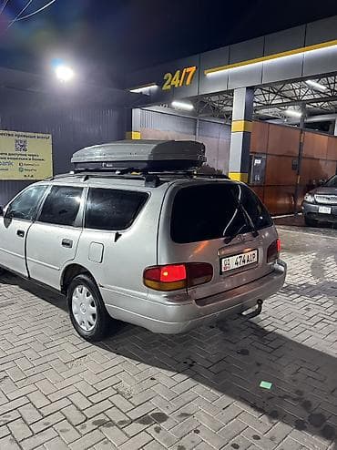 Toyota Camry: 1993 г., 2.2 л, Механика, Бензин, Универсал
