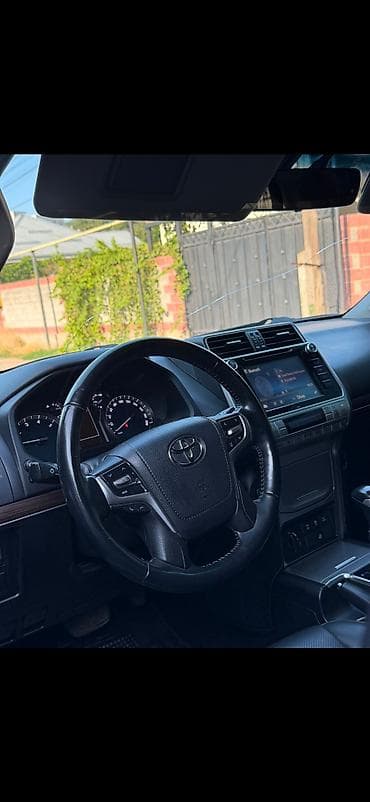 santa crus: Toyota Land Cruiser Prado: 2020 г., 4 л, Автомат, Бензин, Внедорожник — 2