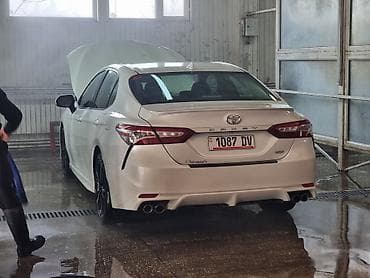 volvo 2014: Toyota Camry: 2019 г., 2.5 л, Автомат, Бензин, Седан — 3