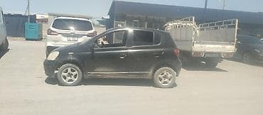 mini cuper: Toyota Yaris: 2004 г., 1.3 л, Механика, Бензин, Хэтчбэк — 3