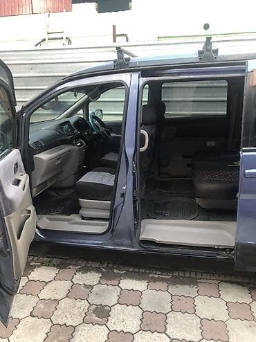 саната нюрас: Nissan Serena: 2000 г., Автомат, Бензин, Минивэн — 5