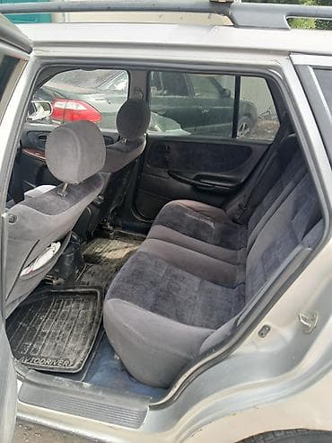даф 65: Mazda 626: 1999 г., 2 л, Механика, Дизель, Универсал — 5