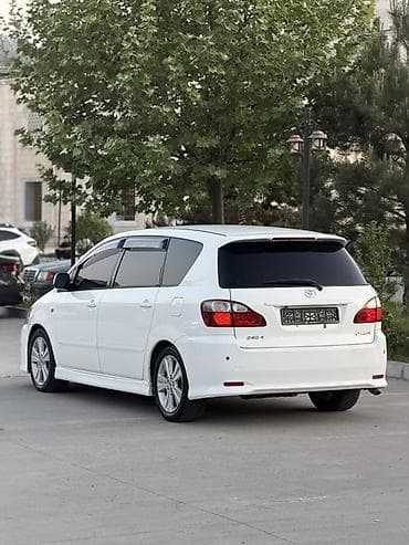 toyota 1000: Toyota Ipsum: 2004 г., 2.4 л, Автомат, Газ, Минивэн — 4