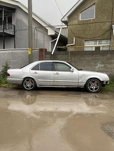 Mercedes-Benz E-Class: 1999 г., 2.2 л, Ручные, Дизель, Седан