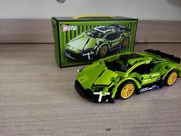 Велосипед тетиктери: Конструктор спортивного автомобиля (типа суперкара) в ярко‑зелёном — 1