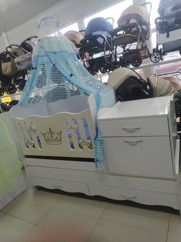 комод кровать трансформер: Оптом и в розницу трансформеры кроватки  с маятниковым механизмом — 4