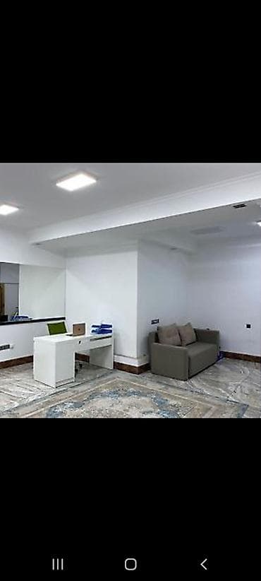 мкр улан: Восток-5 мкр Сдается помещение Площадь: 36м2 Первая линия Первый — 3